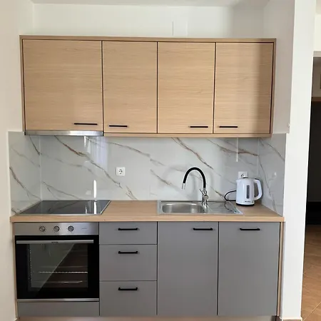 Apartment Franko Povljana