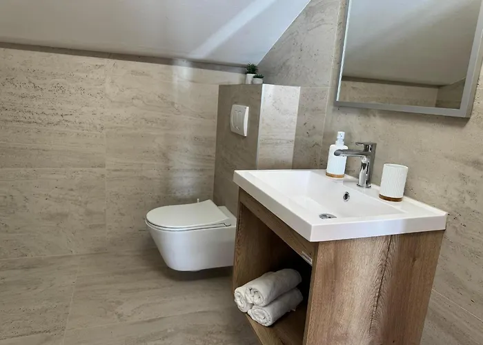 Apartamento Franko Povljana