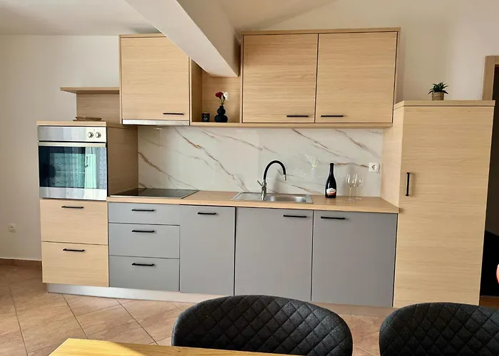 Franko * Povljana