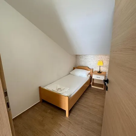 Franko Apartment