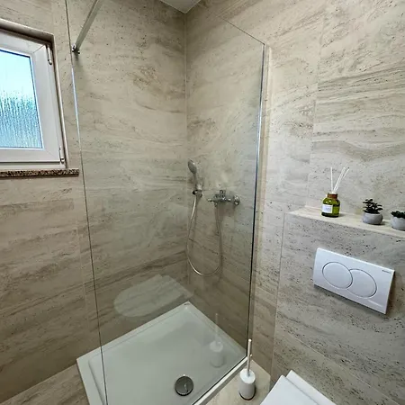 Franko Apartment *